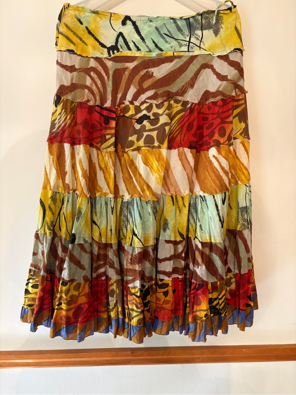Alberto Malaki Boho Chic Midi Skirt